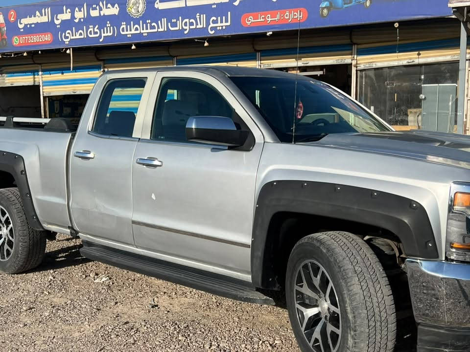 سلفرادو ١٧ • ٤٣٠٠ ٦ سلندر • ماشيه ٥١٠٠٠
