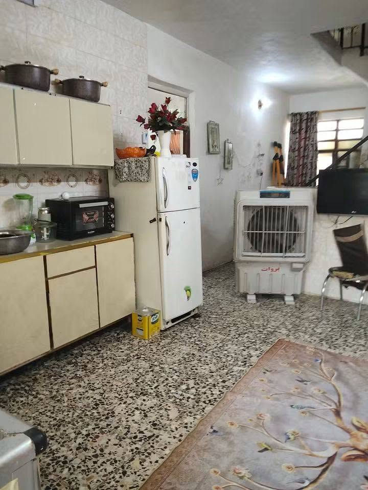 بيت للبيع ميه متر مربع طابق ونص زعفرانيه زراعي لامانه السعر 60وبي مجال التواصل مع صاحب الدار *********** عقد 117
