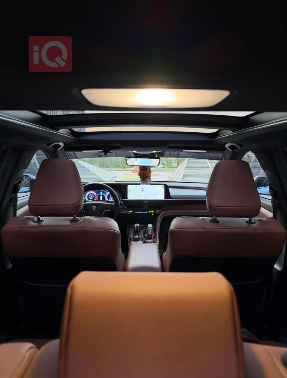 TOYOTA CROWN 2025
لمتد فول مواصفات وارد امريكي

حادثها ٣ قطع صبغ السونار موجود

رقم اربيل بأسمي مظللة 80%
 
ايرباك الستيرن والسكن راجع سستم

ماشية 14000mi 

مكانها بغداد / ***********

السعر / 25500 $ وبيها مجال بسيط

نص مكتوب في الصور:
- iQ