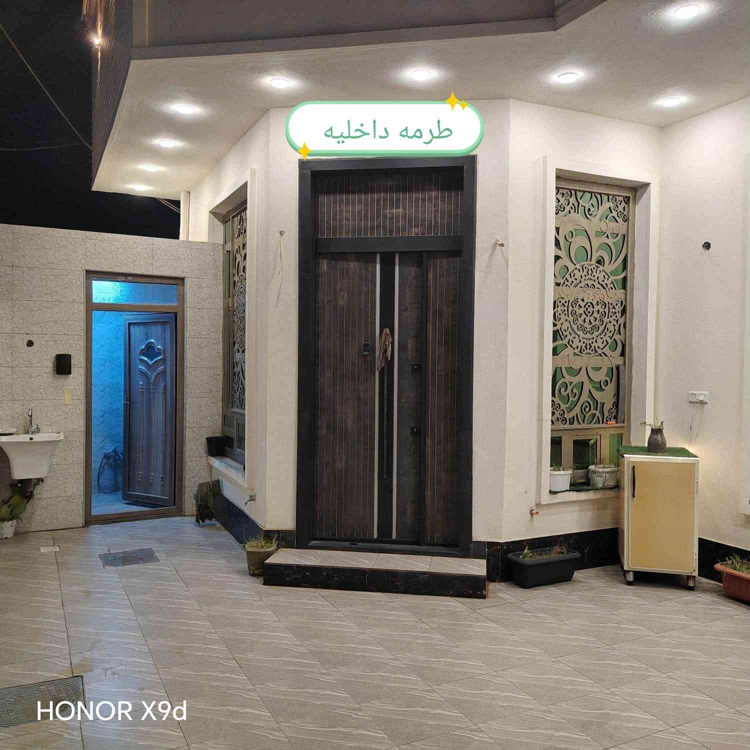 🏠🏠🏠🏠🏠🏠🏠

بسم الله الرحمن الرحيم 
 بيت للبيع طابق ونص بناء حديث بناء ٢٠٢٥ بناء طابوق درجه اولى المشتمل في تقاطع نهر أفليح البيت فول سيراميك وبناء درجه اولى بناء مفصول أضلاع وسقف يتكون من كراج وصحيات خارجيه واستقبال ومطبخ وصاله ومناور وحمام وغرفة نوم عدد ٣ مأسس مجاري خطين ومؤسس ماء ٤ خطوط نضام بوستر صاعد نازل تاني ماء كبير ٢٠٠٠ لتر مؤسس نضام كامرات سبالت دفن 
🌴1️⃣التسلسل📠/170
🌴2️⃣مساحه🏚️/200m
🌴3️⃣الواجهه🏫/10m
🌴4️⃣النزال⛺/20m
🌴5️⃣الشارع🛣️/10mعلى حديقه 
🌴6️⃣المرقم/
🌴7️⃣اقرب نقطه داله / قرب مشويات رائد 
🌴8️⃣خدمات🏞️/ ماء وكهرباء 
🌴9️⃣السعر/190وبي جمال 

 🌴🌴🌴ادارة مكتب دار الايمان للعقار 🌴🌴🌴

⚫للاستفسار📞📞 
☎وسام العيساوي 
***********(الواتساب)📞
***********📞  

     🌴لا نتعامل على المصرف العقاري🌴
_______________________________________
1️⃣●اسعار 💵العقارات المعلنة في مكتبنا تُحدد من قبل البائع 💸صاحب العقار وليس المكتب والسعر قابل للتفاوض بين البائع والمشتري📜 

2️⃣●⌛نتميز بعدم رفع سعر العقار من قبلنا ونجمع البائع🌴والمشتري وجهاً لوجه لغرض الاتفاق📝  على السعر النهائي 👍 

3️⃣●🌴قضاء الفلوجه/حي الشهداء شارع ستين 60 قرب نادي الصمود Fallujah, Iraq اذا عندك عقار تريد تعرضه للبيع او تريد تشتري عقار 

4️⃣🌴فقط ارسال المعلومات  على الواتساب او الاتصال على هواتف المكتب .. 

☎️نستقبل هواتفكم على الارقام التاليه 

☎️ابو عبدالله العيساوي 
*********** (الواتساب) 
***********
☎️***********

نص مكتوب في الصور:
- شارع 10 متر على حديقه
- HONOR X9d
- طرمه داخليه
- 4x5 غرفه
- مطبخ 5×4 بارد
- إدخال نص
- سطح اول
- صاله طابق ثاني
- أستقبال 7 ونص × 4 وربع
