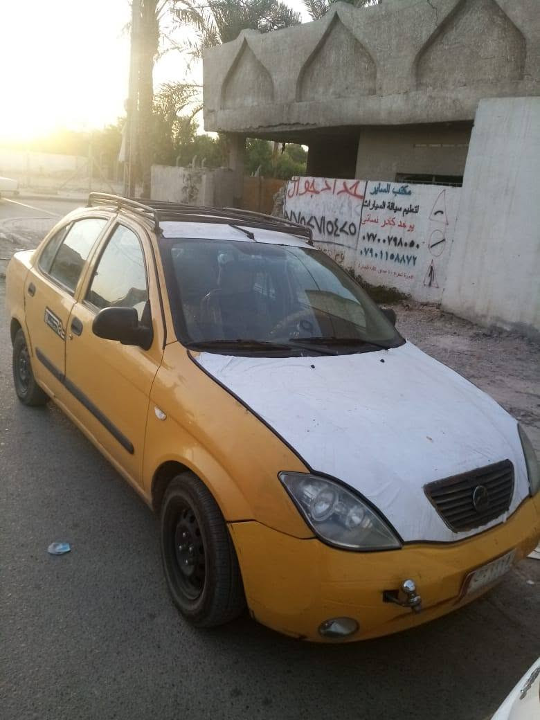 السلام عليكم طيبة موديل ٢٠١٥ للبيع السيارة جاهزه من كلشي كير مكينه حدادية كهربائيات كلها جاهزة العنوان بغداد الدورة السعر ‎***********
