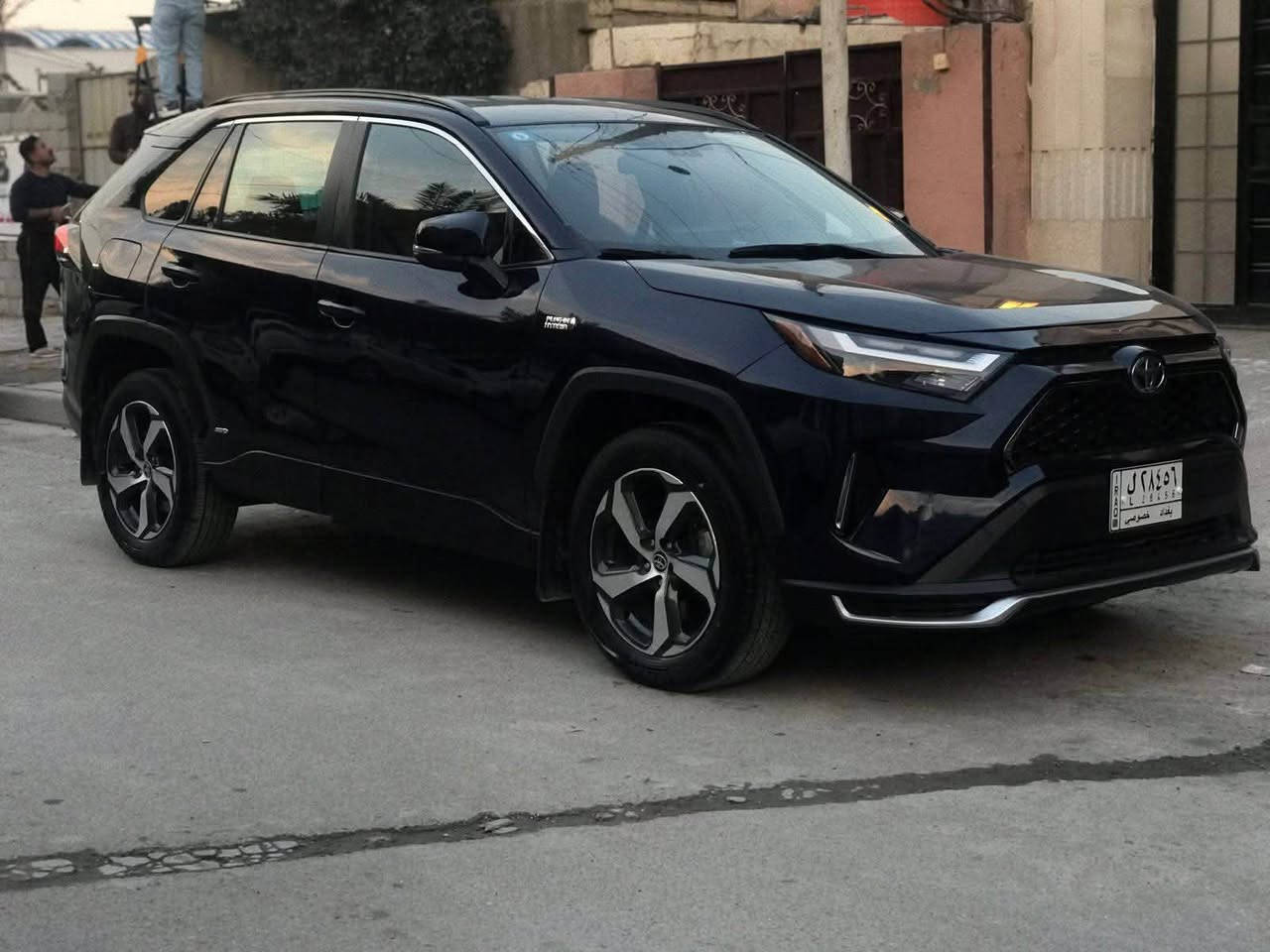 2022 TOYOTA RAV4-PRIME SE.PLUG-IN HYBRID
السعر :240 $

تويوتا رافـــــ4 برايم بلج ان هابيرد موديل : 2022

حادثها : جاملغ وبنيد 

اللون : ازرق

حجم المحرك : 2.5L

القوة (305)  حصان

بثلاث محركات ( بنزین+هایبرد+کهرباء )

بتسارع يصل من km 0-100 ب 5.7 ثانية

اخوان هاي فئة Prime يعني لا تقارن بالهايبرد العادية تختلف بالقوة والعزم والمواصفات والمتانة

القوة 305 حصان، بينما الهايبرد العادية 215 حصان

بيه شحن تمشي 90-100 كيلوا عالشحن بدون بانزين ومعدل سرعه مفتوح ... يعني تبقه شهر ماتشوف البنزين شنو لونه

نوع البطارية ليثيوم ايون ، وماتجي الا ياباني 100%

عداد المسافة : 71 الف

حادث جاملغ وبنيد 

المواصفات : PRIME SE.PLUG-IN HYBRID

فورویل AWD

کیج الکتروني

ابواب بصمة

بصمة تشغيل

شاشة دشبول ديجيتال

كاميرة

هاند بريك بصمة

اوتو هولد : AUTO HOLD

رادار امامي (تحديد مسار)

رادار جانبي (نقاط عمياء)

رادار خلفي (التحذير من الاصطدام)

حساسات امامي

حساسات جانبي

حساسات خلفي

نظام : ECO

نظام : NORMAL

نظام : SPORT

نظام : OFF-ROAD

تحكم استيرن

كشنات كهربائي

كشنات تدفئة

تبريد لمس

تبريد مركزي

صندوق شفط كهربائي

لايتات LED عدسة زينون بيلادي

بكلايتات LED بيلادي

ويل كروم

تفاصيل اكثر الاتصال على ارقام التالية

***********
