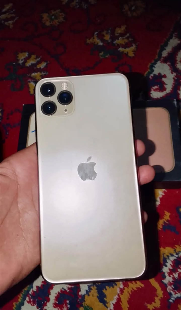 سلام عليكم جهاز تعش برو ماكس ذاكره256
مدل لشاشه صليه جهاز نضيف  
 بطاريه 93معلايه
سعر250 رقم ***********
