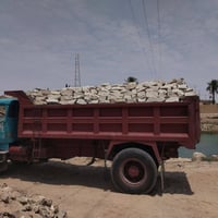 حجر • جص • رمل