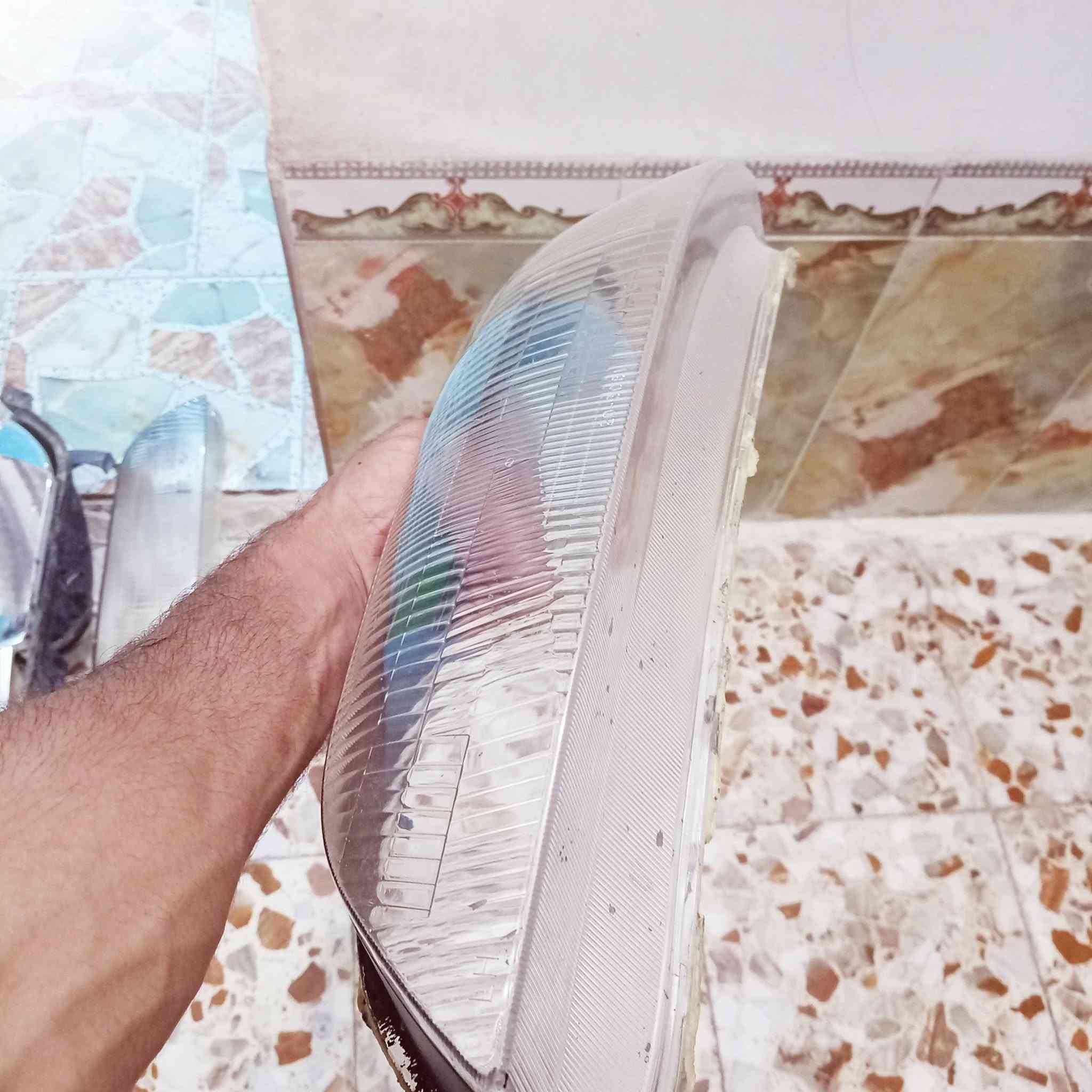 لايتات مارك • نفخ • نجف