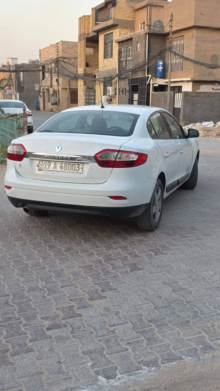 @السلام عليكم سيارة للبيع رينوفلونس ٢٠١٦الگير گايم cvt ابيعها على وضعها  السيارة تشتغل  التبريد الشغال السيارة بأسمي تحويل مباسر ***********
***********
