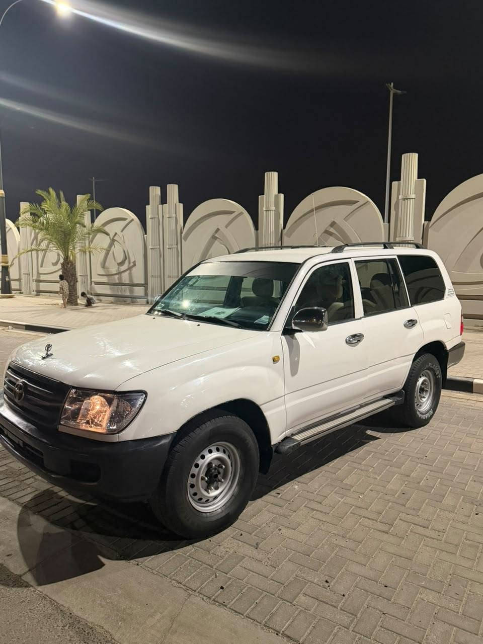 🔥 للبيع لاندكروز جكسر 2004 (مونيكا) — مزاد وزارة الداخلية 🔥
مكاني البصرة  ***********
السعر 75 ورقه 

🚙 السيارة مدفوعة الكمرك وكاملة المعاملة، وحتى القرص مالها موجود بالمعاملة، باقي فقط تصعد هزّة وتستلم رقم.

📍 الترقيم محافظة بابل.

✅ المكينة نضيفة

✅ الكير نضيف

✅ الحدادة جديدة

✅ تخم وتايرات

✅ كهربائيات من الطول للطول شغالة

✅ دبل شغال

✅ تانكي مزدوج

✅ أوتوماتيك

✅ البلاد مصبوغة عام

✅ كفالة من القص والكلبة والضربة القوية

✅ التبريد منظّم وكامل

✅ منظومة التبريد كلها جديدة

✅ الكمريسر جديد، وبعده ما مشتغل، فقط يحتاج ضغط غاز

السيارة جاهزة وتحتاج تكملة إجراءات الهزّة واستلام الرقم فقط.

📞 للاستفسار والسعر: خاص ***********
