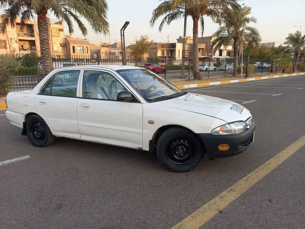 ياالله ياالله سلام عليكم للبيع بروتون ويرا موديل 2004
 رقم بغداد انكليزي شرط التحويل ثاني يوم هزه جديده 
تبريد ثلج 
سنويه جديده الى 2028 
كير مكينه اوتوماتيك 
دواخل جدد صدر امامي خلفي جديد 
 كهربائيات جاهزه 
سياره عليه ادامه 
شاشه فول اندرويد..........= السعر 44 وبيهه مجال بسيط 
مكاني بغداد الكرخ حي العامل ***********
