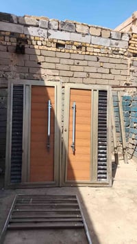 باب • جديد • بسعر مناسب