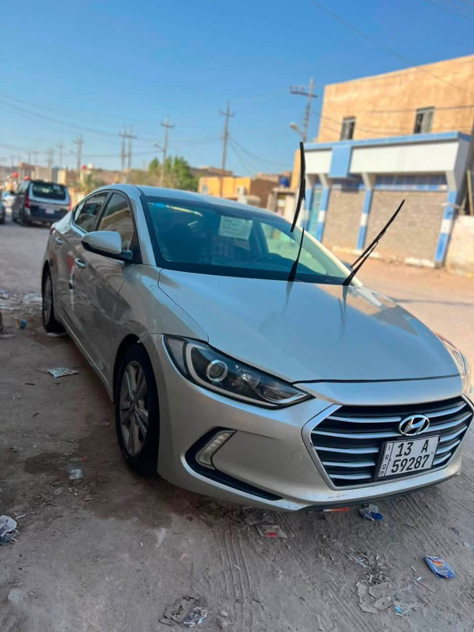 السلام عليكم سياره النتره للبيع سياره وارد امريكي سياره جاهزه بيه جاملك مبدل وبيه مكانات صبغ بيه سونار السعر ١١٠وبيه مجال قليل مكان بصره زبير 
***********واتساب فقط
