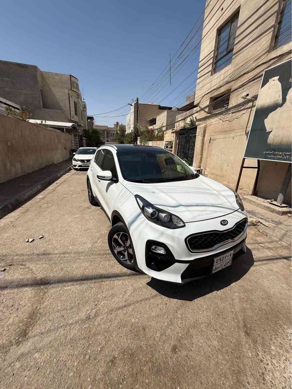 السلام عليكم سبورتج 2020 ابيض صدفي سلوفاكي المرغوب  كفاله عامه فقط بيهه pdr  شي بسيط باب خلف العبري مكينه 2000 دوش بانوراما كشنات جلد زيتوني اصل ماشيه 71 الف ثلاث انضمه قياده eco nurmal sport ونضام مساعده نزول المنحدرات حساسات شاشه كامره  اشاير بالمري عليهه سستم صوت حلو رقم اربيل منتهيه سنويه بشهر الثالث حداده تبريد خير من الله 
عنوان البصره الجنينه شارع البهو 
***********
السعر $190 وبيهه مجال انشالله البصرة, العراق
