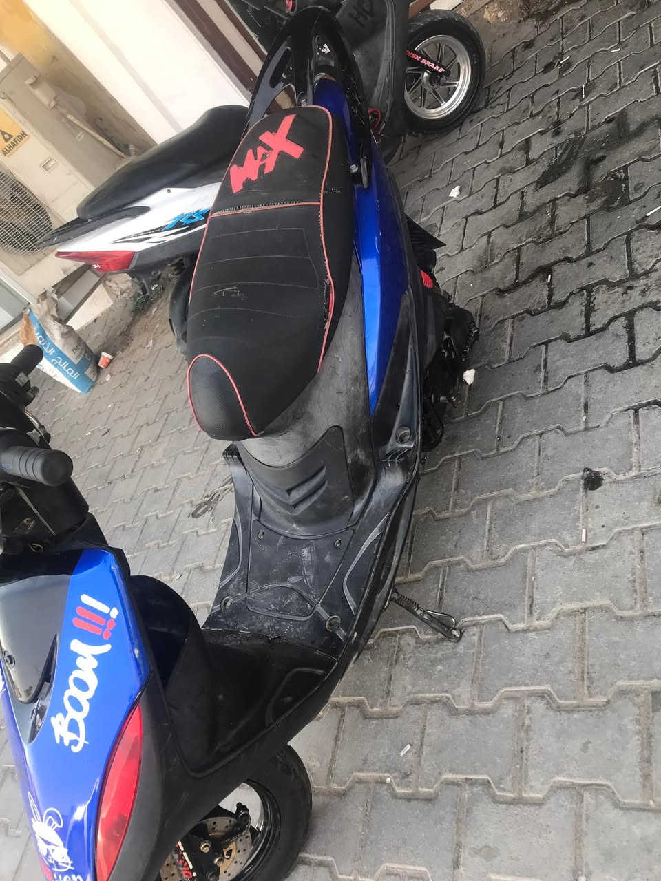 بيع سريع ماكس مزوده 55 كلشي شغال بيها بس سلف دشلي مال سلف ب5000 كهربائيات كله شغاله تايرات جدد كفرات الاصليه شلع تخبل 
مكان كربله تقاطع السلطاني شراي خابر وتعال سعر 400 رقم تلفون ***********
