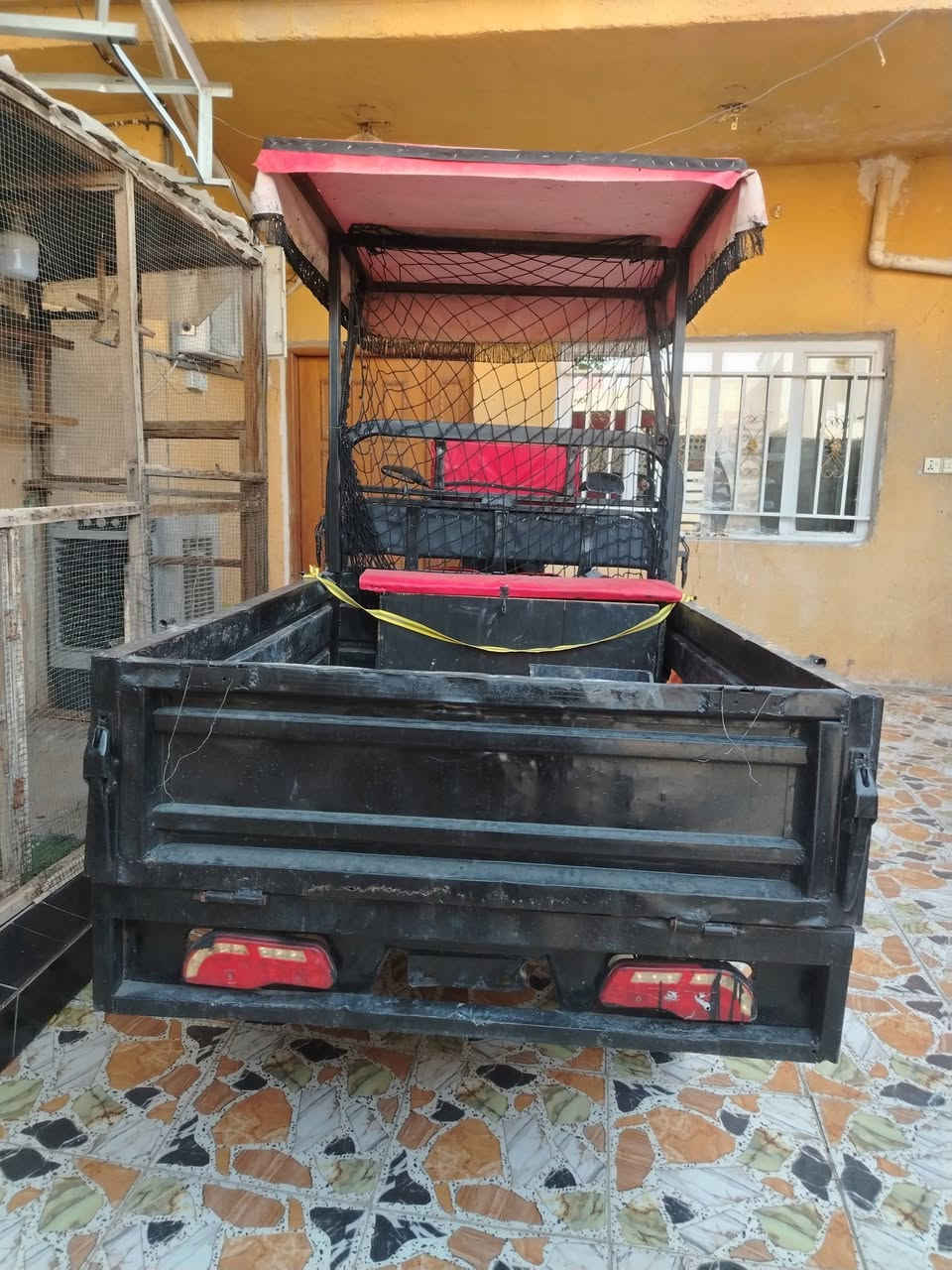 السلام عليكم ستوته شحن للبيع خمس بطاريات جدد صار شهر من شادهن تخم تاير جدد السعر ٦٠٠ مكاني سبع البور *********** او مراجعت الصفحه
