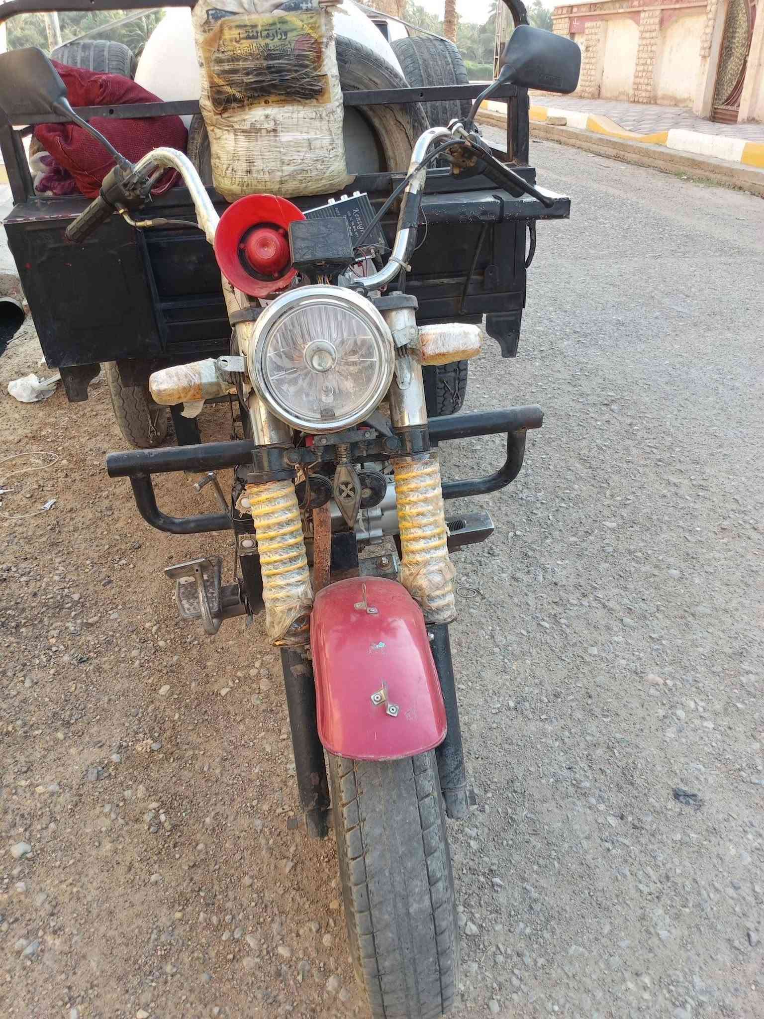 سلام عليكم ستوته موديل ١٥ مكينه وكير جدد وراق صولي كهربايات كل شغاله كل لحيم ما بيه نوع دايون سعر مليون وميتين ويه مجال حك جيه ستوته سلف وهدر شغل مضبوط مكان جلعه سكر ***********
