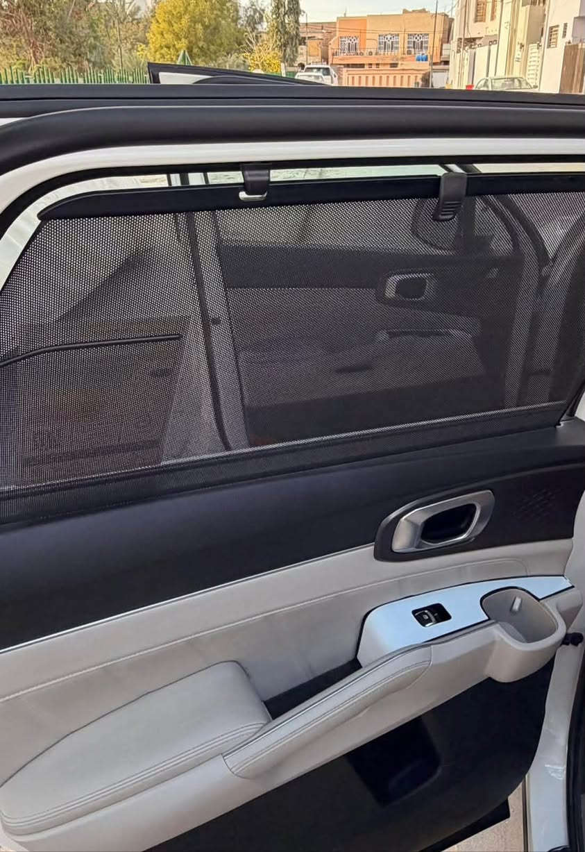 Kia Sorento 2025 — كيا سورينتو 

* موديل: 2025 خليجي 6V
* الممشى: 11,000 كم فقط
* كفالة عامة: موجودة
* شاشة وسطية: 12.3 إنچ
* عدادات رقمية: شاشة معلومات للسائق
* HUD: عرض السرعة ومعلومات القيادة على الجامه الأمامية. 
* مراية إلكترونية Digital Rear View Mirror: 
* CarPlay + Android Auto
* تكييف ثلاث قطع 
* ⁠رقم بغداد
* السعر 313

* ⁠مكاني النجف الأشرف
وتساب اتصال 
***********
