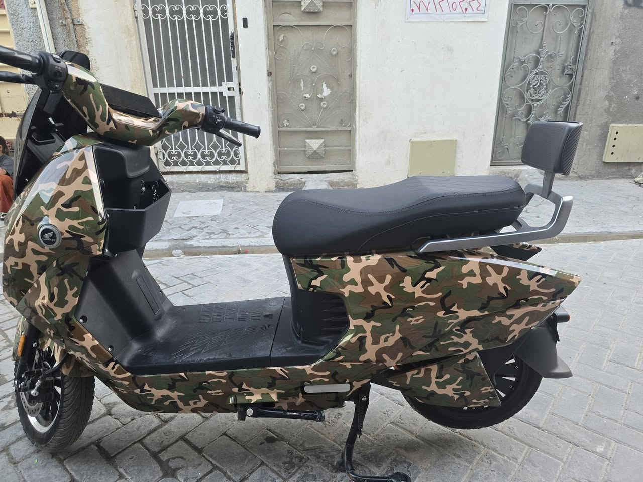 دراجه بي ام جديده مستخدمه شهر السعر مليون الرقم ***********
