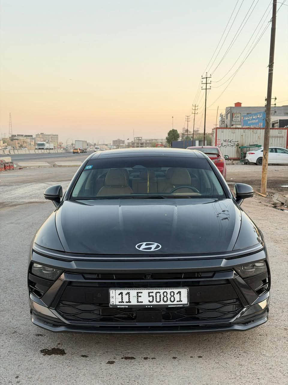 سوناتا هايبرد بريميوم 2025 اعله فئه بل سوناتا
ماشي 9000 ميل 
الضرر بنيد و جاملغ ايمن جبتهن نفس الون تعمير بخشم الشاصي ول لغد شي بصيط مسحوب 
الموصفات سماعات بوس خزن ميموري
كراسي تدفئه تبريد وثنينهن كهرباء 
تقديم وترجع بل بصمه اعله فئه بل سوناتا السعر 183
***********
***********
واتساب موجود

