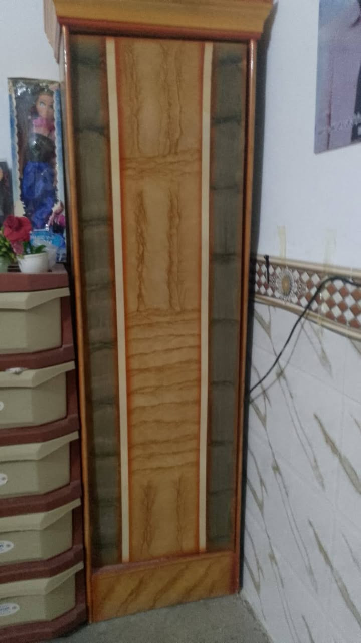 سلام عليكم اخوان قرفه نوم لبيع نضيفه جدا اسعر 300وبيها مجال ستفسار علا هاذا رقم ***********
