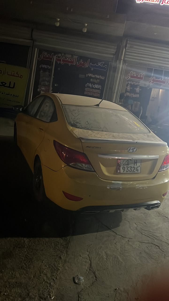 سلام عليكم اكسنت للبيع 2016 خليجي ماشيه 163km مكينه 1600 سونارهه بلصور السياره بسمي حصرا ثاني يوم تحول 
مكاني بغداد هـ(***********) 
السعر 78
