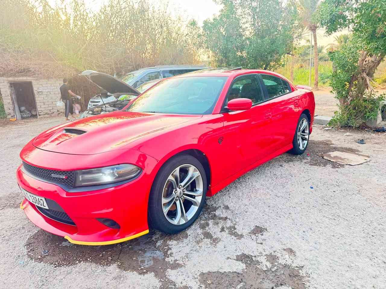 سلام عليكم
للبيع دوج جارجر GT بلاص اعلى مواصفات 

موديل 2020 

كفاله عامه من كلشي حتى دعاميات 

ماشيه 120  mi 

مكان السياره النجف 🏠

***********📞

