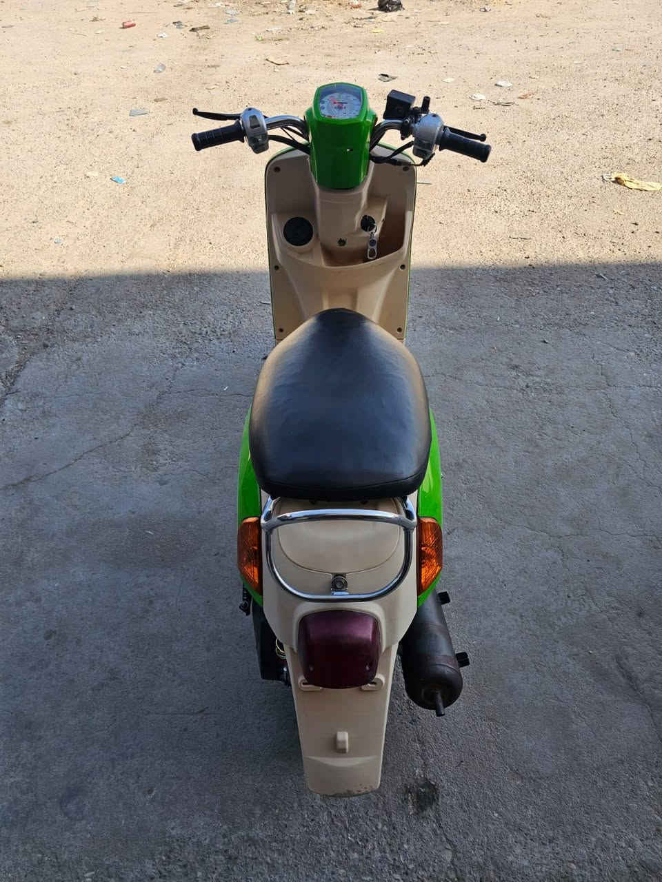 سلام عليكم بوليسي للبيع دراجه ما مفتوحه بيهه خيط تبخير دراجه حلوه وناعمه طلع معدل كفرات  تجاري صالهن يومين شادهن  بس صالنصتهه طاكه فلاتر  طلع صوت العنوان ناصريه صالحيه *********** السعر 650وبيهه مجال حك جيه
