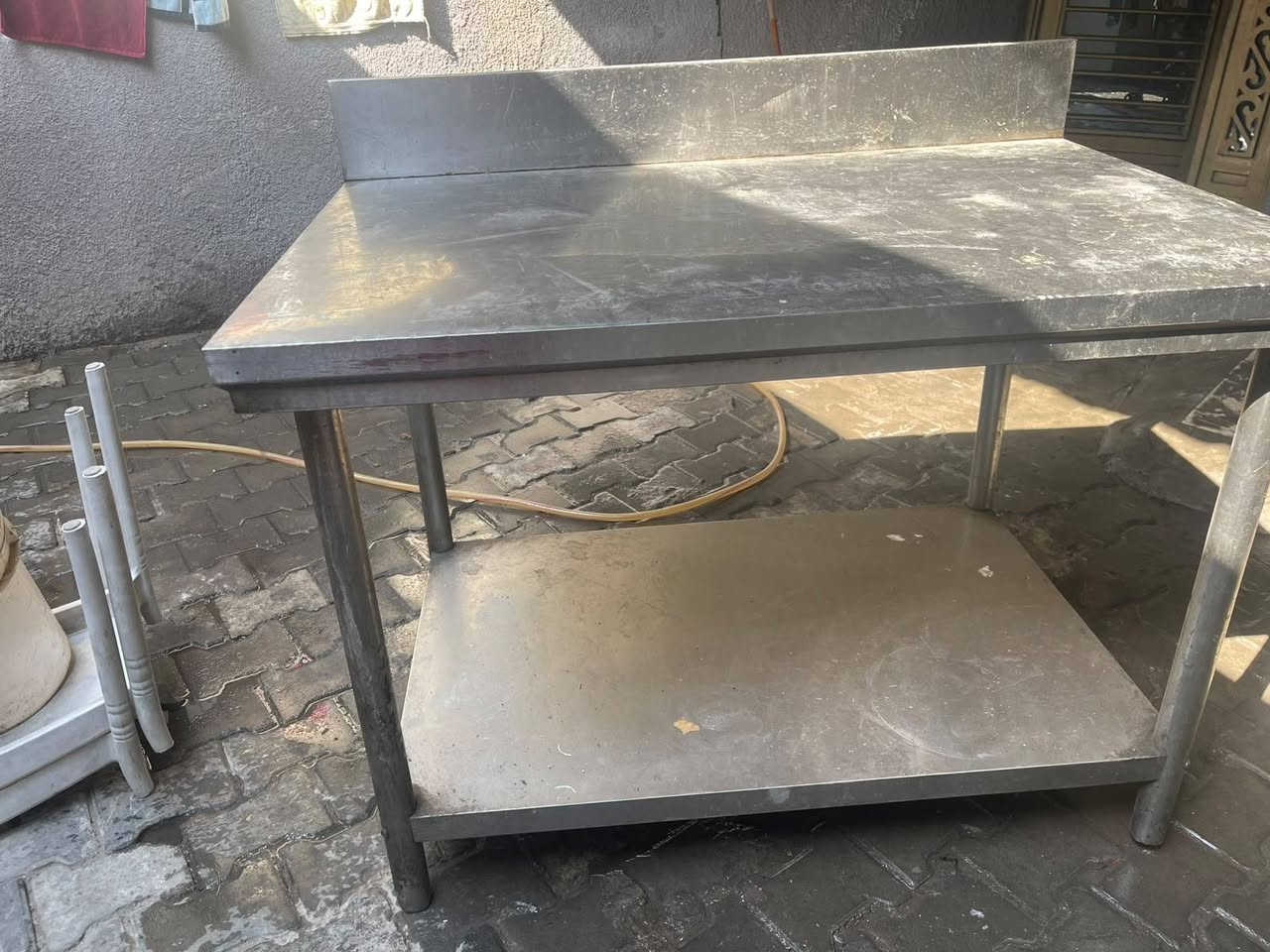 ميز ستيل • للبيع • الاعضميه