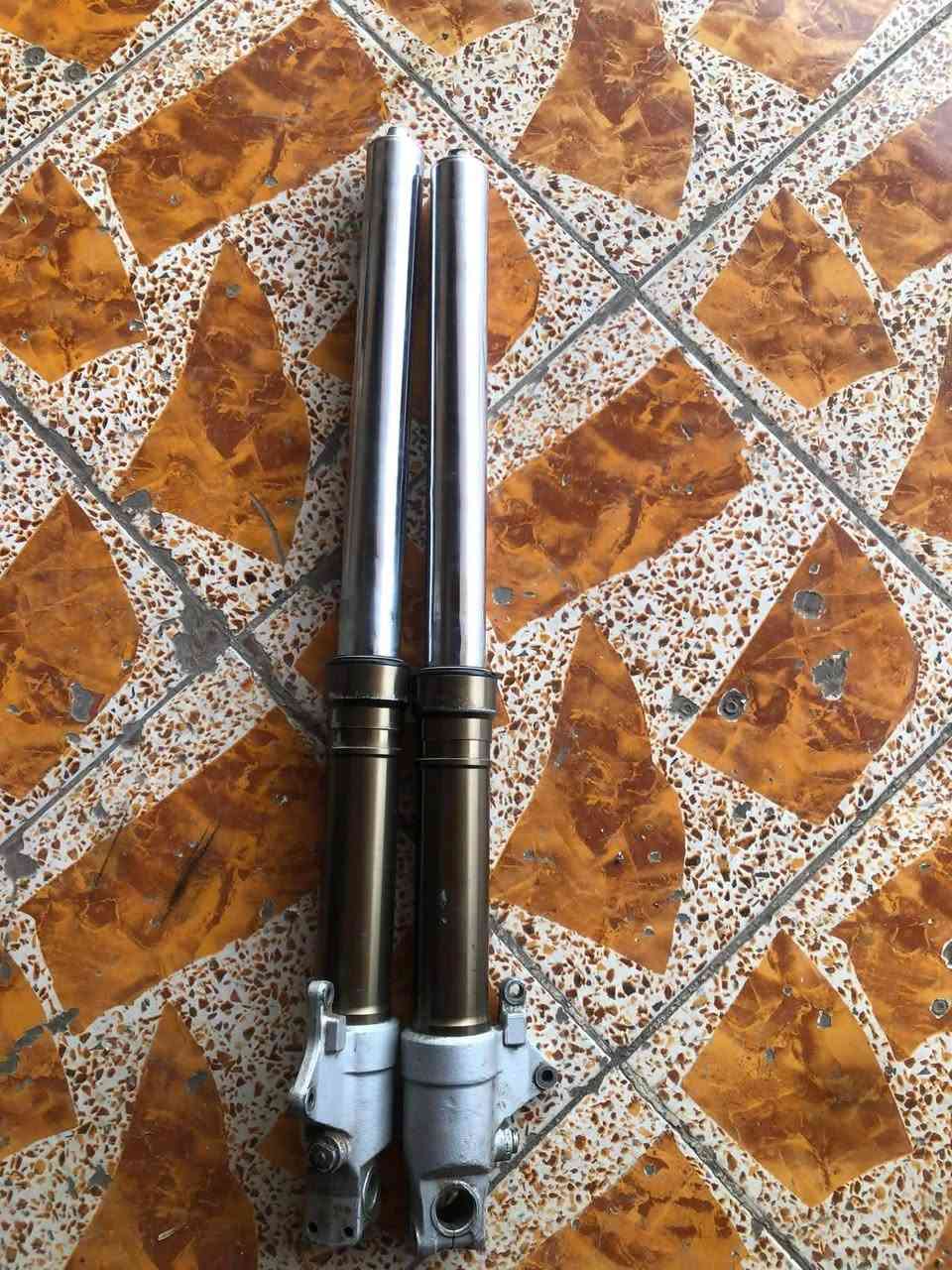 شباب من رخصت الادمن شباب مجموعة غراض CBR 900 المكينة رافسه شتحتاج أنا بلخدمة ولسعار مناسبة العنوان كركوك اتصل وانا بخدمتك ***********
