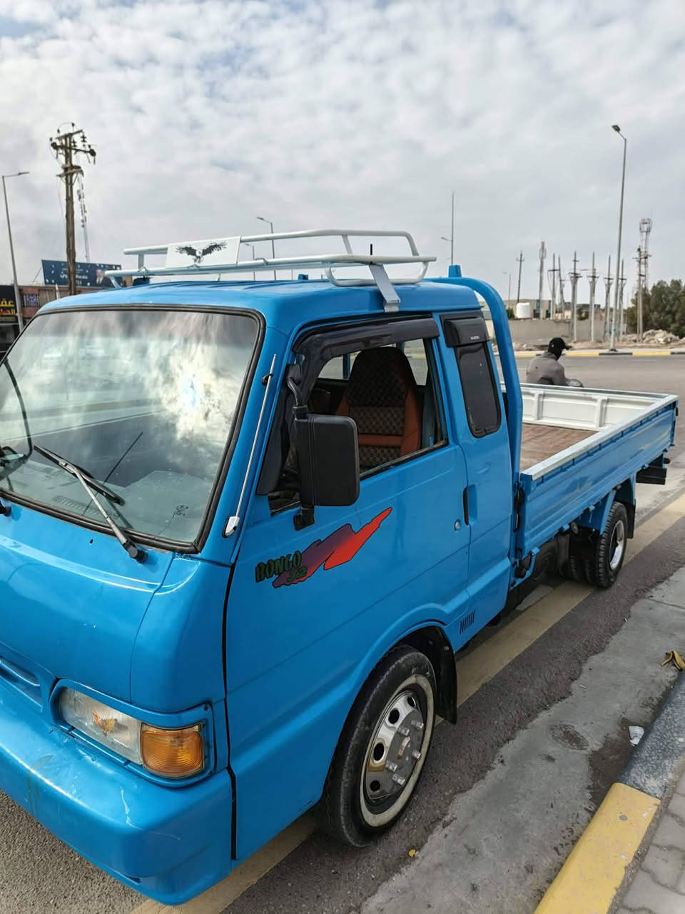 السلام عليكم للبيع كيه بنكو ٩٥لسياره خير من الله رقم نجف  مشروع وطني كير وشاصي ومحرك كفاله عامه تخم تاير جديد لمكان بصره***********
