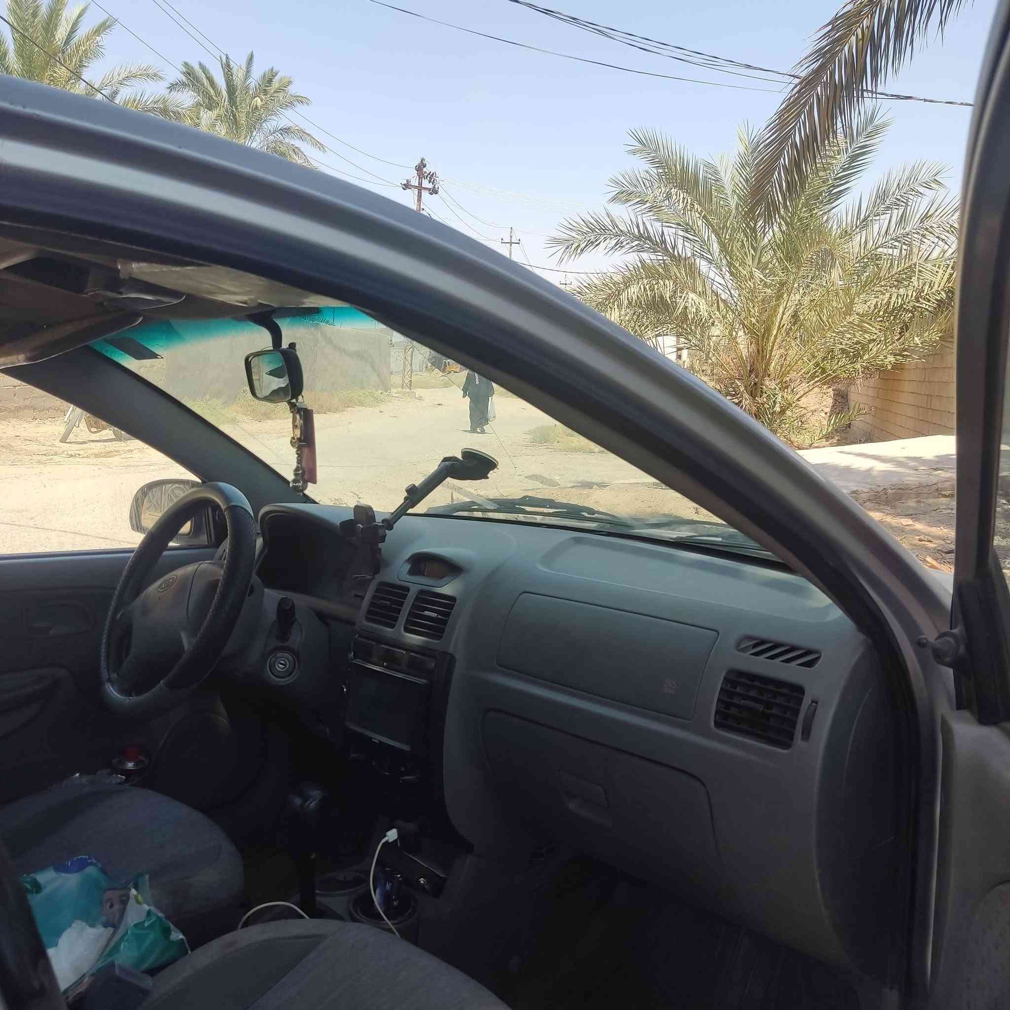 كيا ريو 2005 1600
مكينه وكير مكفولات مكينتها 1600 ناعمة تخبل 
مصبوغة حزام 
السيارة بأسمي 
السعر 43 وبي مجال بسيط 
للتواصل ***********
