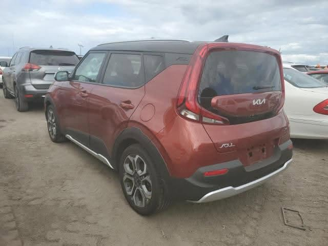 kia Soul 2022 (كيا صول 2022) 🚗✨
التقرير: كلين تايتل Clean Title  
 المسافة المقطوعة: 41,000 ميل
 السعر المطلوب: 175 ورقة (17,500$) 💵
 المكان: ديالى 📍
 للتواصل: *********** 📱
أبرز المواصفات:
 محرك 4 سلندر 2.0L قوي واقتصادي جداً بالبنزين
 فئة X-Line بخطوط وسقف أسود (Dual Tone)  
 شاشة لمس تدعم Apple CarPlay و Android Auto
 كاميرا خلفية ورادار تنبيه الاصطدام
 نظام الحفاظ على المسار (Lane Keep Assist)
 ويل كورم سبورت حجم كبير  
 تحكم ستيرن فول وتثبيت سرعة (Cruise Control)
 وضعيات قيادة متعددة (Drive Modes)
