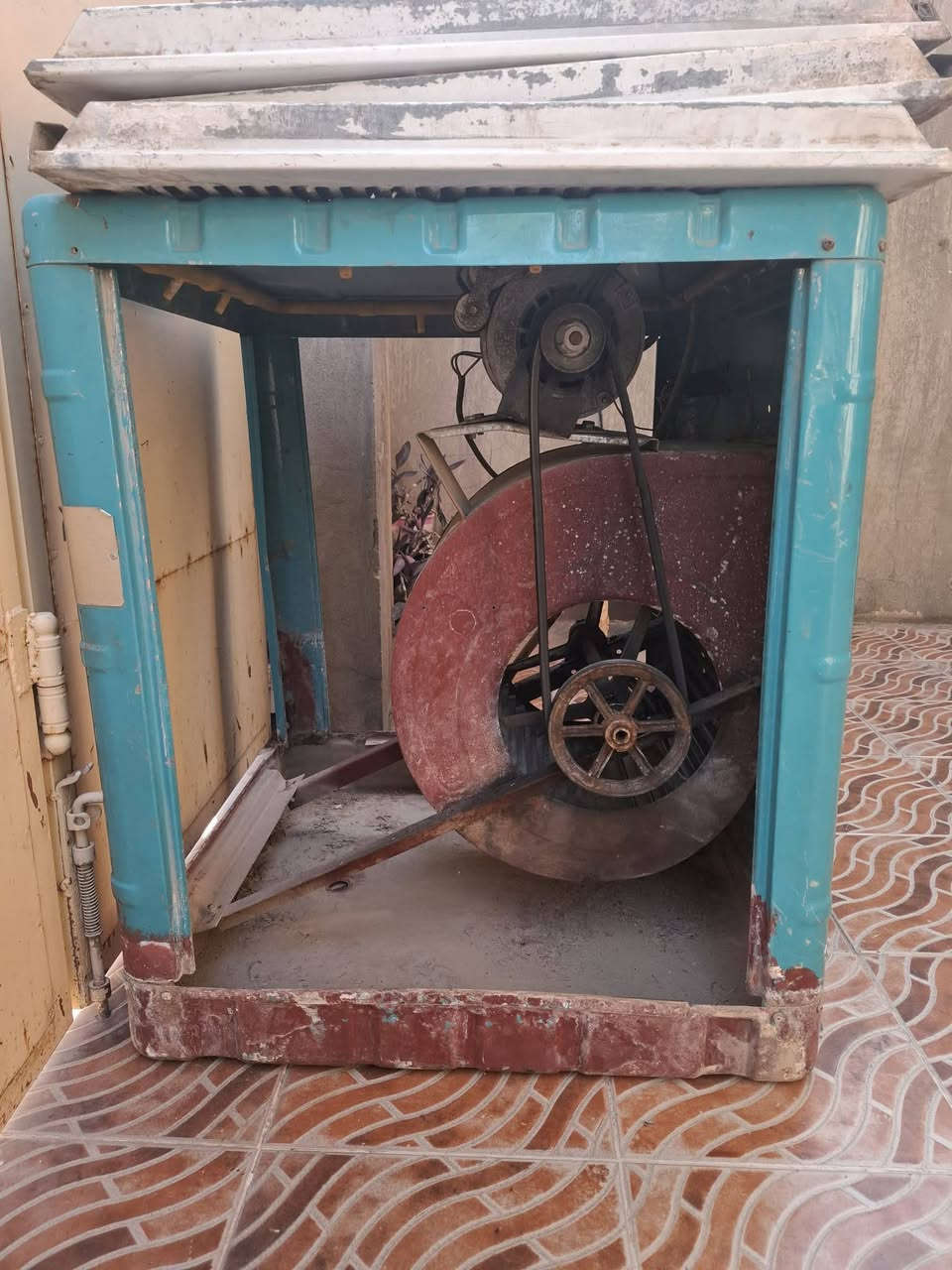 مبرده للبيع اتصال عل رقم ***********
