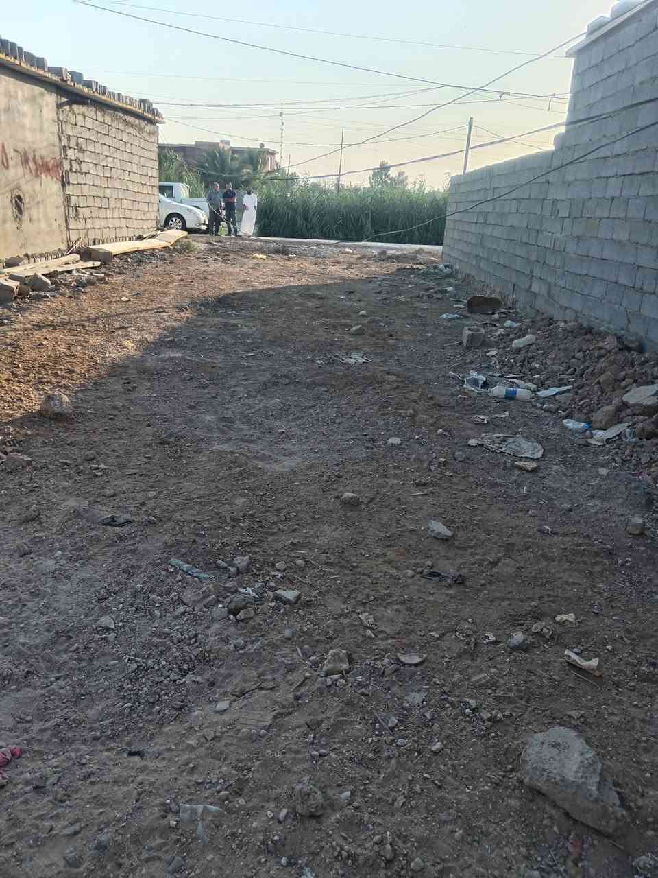 قطعه للبيع ابو منيصير الضباط الثالثه زراعي 150م واصل مي وكهرباء وتبليط جديد ***********
***********
