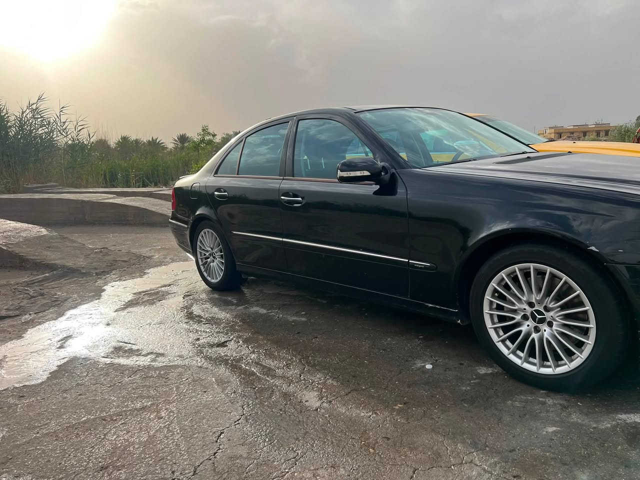 سلام عليكم مارسيدس E350 رقم شمالي موديل 8مراوس او بيع مكفوله من ضربه
او صبغ كير مكينه حداديه جديده 
***********
