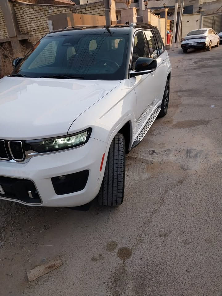 السلام عليكم
جيب اوفرلاند خليجي 
موديل 2024 وكاله هارلم
ضمان  5 سنوات 
ماشيه ٤٦ الف 
5 راكب كشنات Vip سياحي
• المحرك: 3.6 لتر، 6 أسطوانات
• ناقل الحركة: أوتوماتيكي 8 سرعات
• مقاعد جلدية ومخمل 
• شاشة لمس
• نظام صوتي ممتاز
• منفذ USB و Bluetooth
• نظام تحكم صوتي
.نضام الرادر ليلي 
.شاحن واير ليس 
.مري شفط 
-* ١١ سماعة صوت جدآ قوي
-* تدفئة  كشنات ستيرن هيتر
-* جنطة كهرباء
-*فتحه 
-* كير ماوس
-* اربعة وضعيات قيادة
-* فور ويل
*بصمتين
-* بعد بيها هواي مواصفات
-*وارد خليجي 
-* رقم اربيل الدولي باسمنا
-* السيارة استخدام شخصي
فقط بارد بيسط جاملغ 
السعر 44 وبي مجال ان شاءالله
مكاني بغداد الكراده
الاتصال / ‭***********‬
