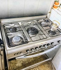 طباخ • ٥ عيون • يشتغل