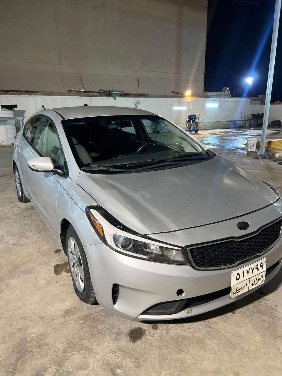 سلام عليكم للبيع كيا فورتي موديل 17
سياره مواصفات اعتيادية 
وارد امريكي محرك 2000 
ضررها بداية البنيد فقط السونار منشور 
انضمه قياده كير محرك تبريد كله مكفول 
مكاني بغداد حي جهاد 
***********

