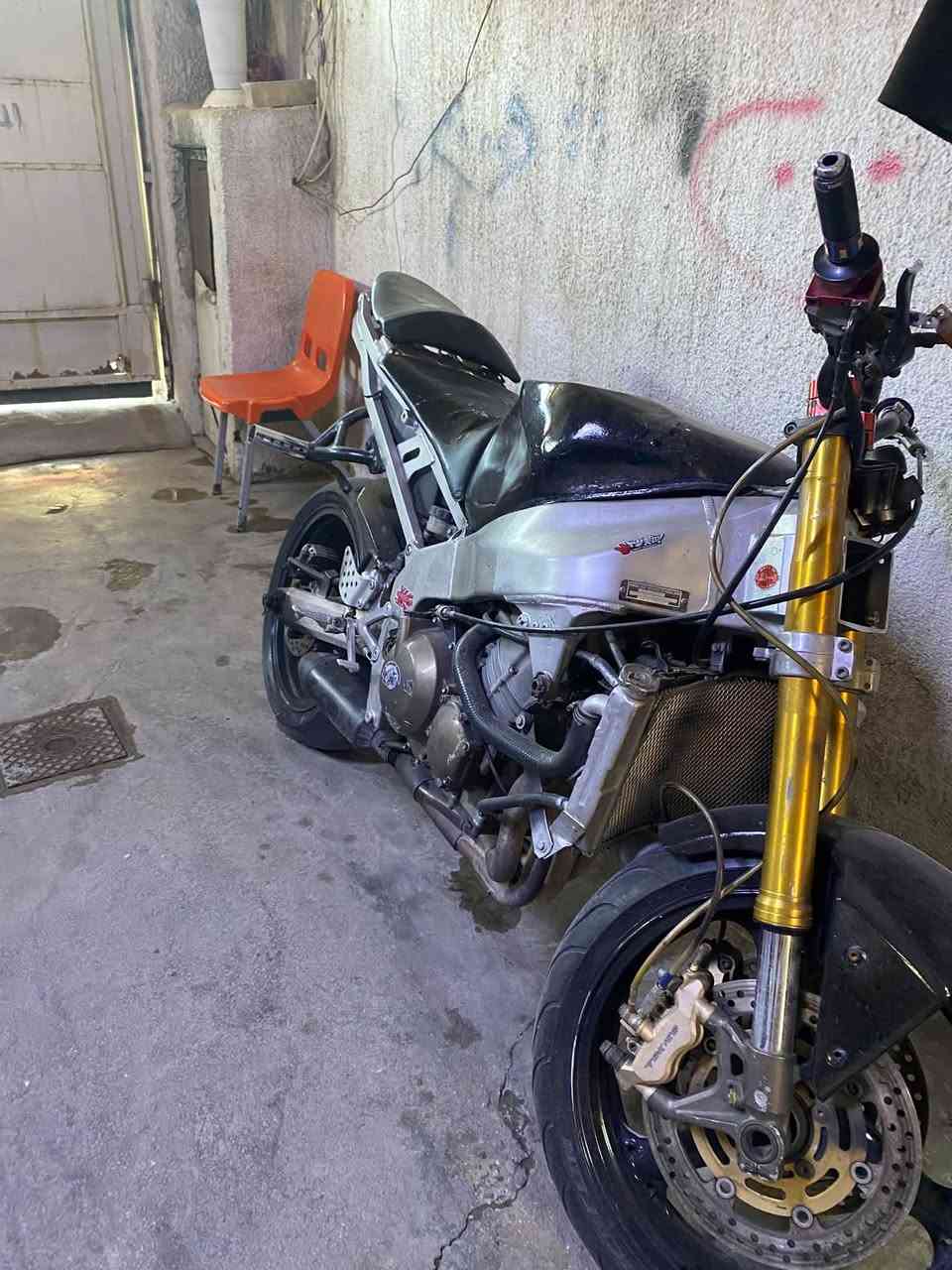 كاوسكي • ٢٠٠٤ • بلكات