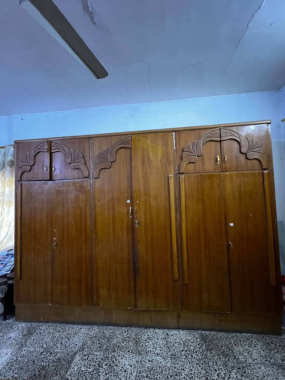 للبيع سعرها مناسب العنوان الراشديه ***********
