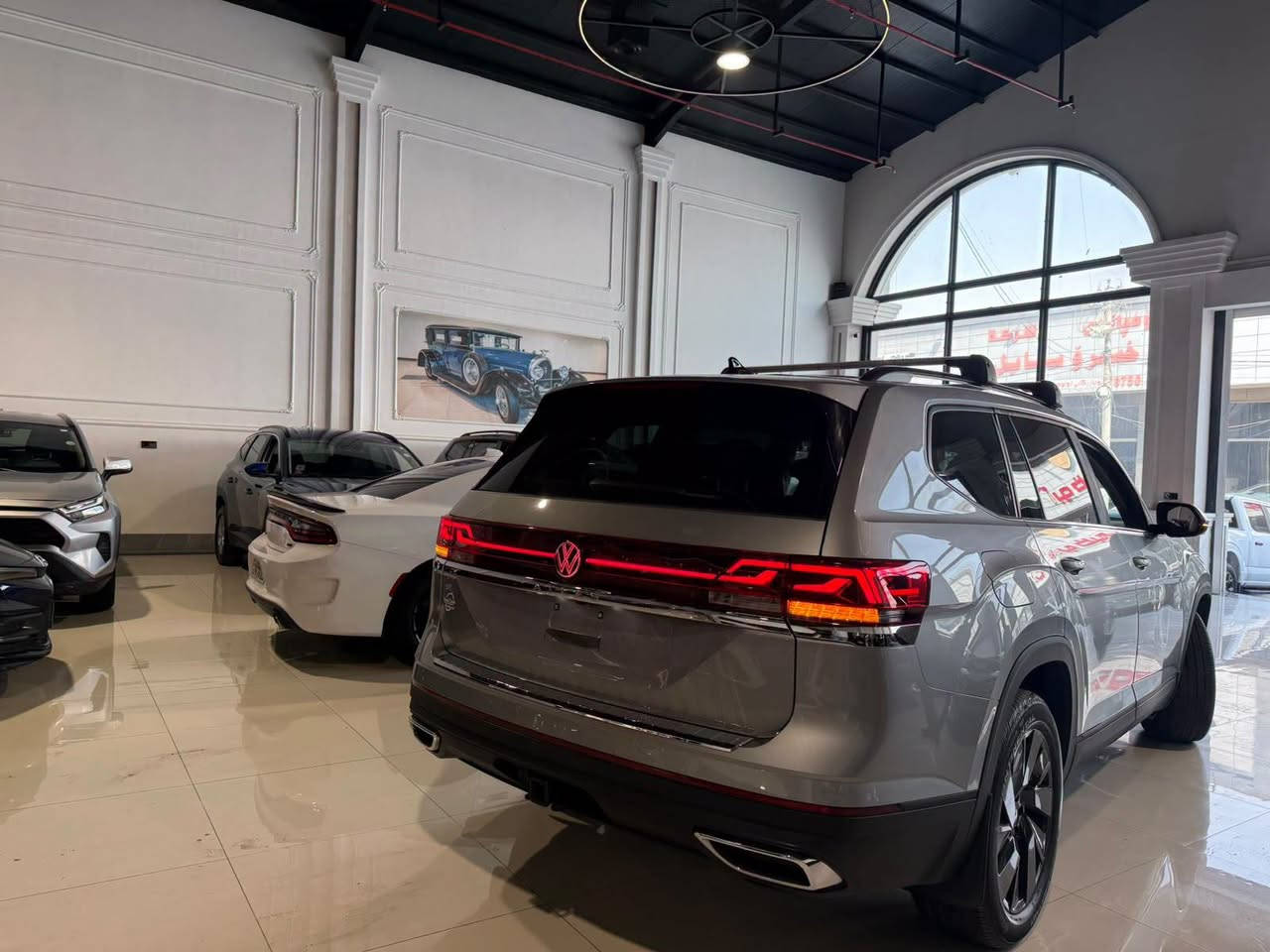 للبيع 
Volkswagen Atlas SE-TECHNOLOGY 2025
وارد أمريكي 🇺🇲
رقم الشاصي مُرفق ✅️:
1V2WR2CA3SC553077

محرك 4 سلندر 2.0L توربو 

مواصفات SE تكنولوجي فولل :
كشنات جلد + تدفئة + تبريد + كشن السائق كهرباء 
حساسات أمامية + خلفية
شاشة تدعم Apple CarPlay + Android Auto لاسلكي 
شاحن لاسلكي 
تبريد 3 قطع 
مرايات جانبية شفط + عليها نقاط عمياء
تشغيل عن بعد 

ماشية 4.750mi فقط ✅️

مكان السيارة أربيل شارع معمل البيبسي 

للإستفسار 
*********** إتصال أو واتساب
