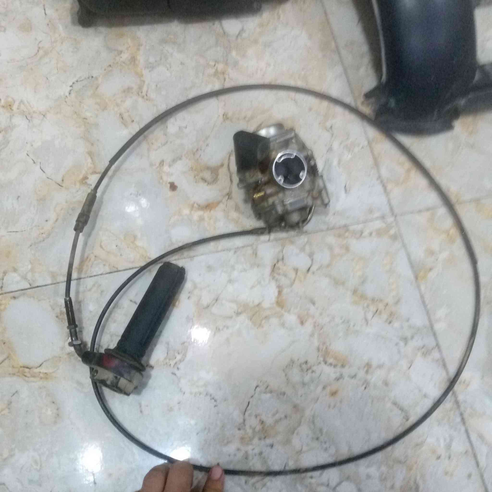 السلام عليكم غراض تفصيخ مال ماكس كابريته مال تفصيخ هيه والشوته كامله وسيم بانزين وليده مالته واقيه مال طين سعرهن 30 قفل سعرهن بسعر  فقط كابريته تفصيخ العنوان نجف حي العسكري علا الماسنجر ماموجود فقط اتصال او وتساب توصيل ماعندي ***********
