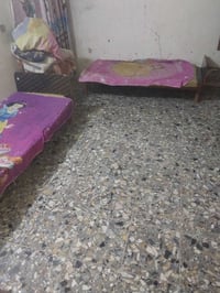 دار للبيع المساحه ٢٠٠م  يحتوي على استقبال وصاله كبيره وثنين غرف نوم  و...