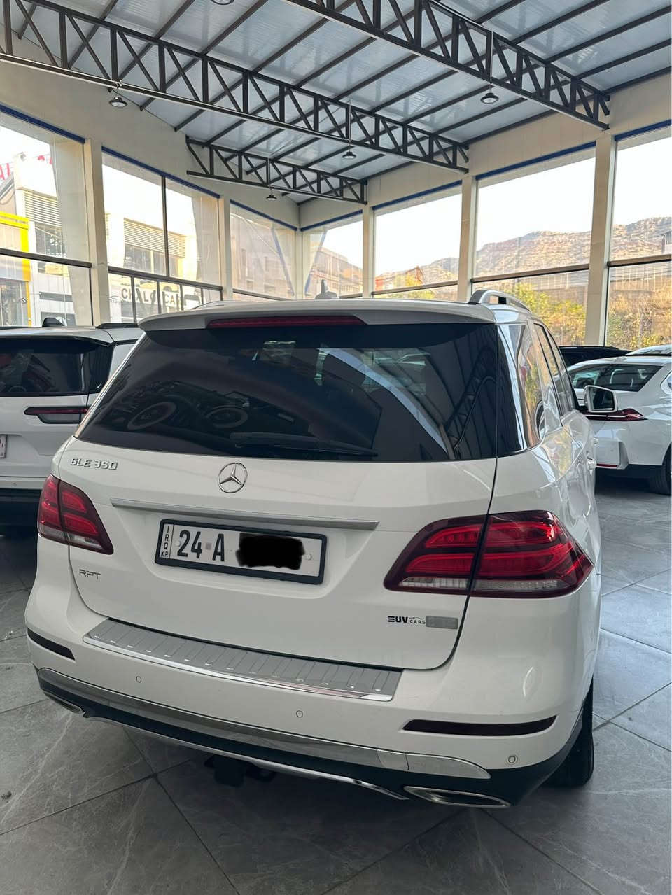 mercedes benz gle 350 2017
مرسيدس بنز ٢٠١٧ فول مواصفات بانوراما كاميره رادار حساس جام برده فوله بي دعم و صبغ ١٠٠ مايلا ريفه جوي سياره كامل شرت كير مكينه تحويل هه مي شه رتن 
سعر :٢٦٠ ورقة و مجال
رقم :*********** دهوك, العراق
