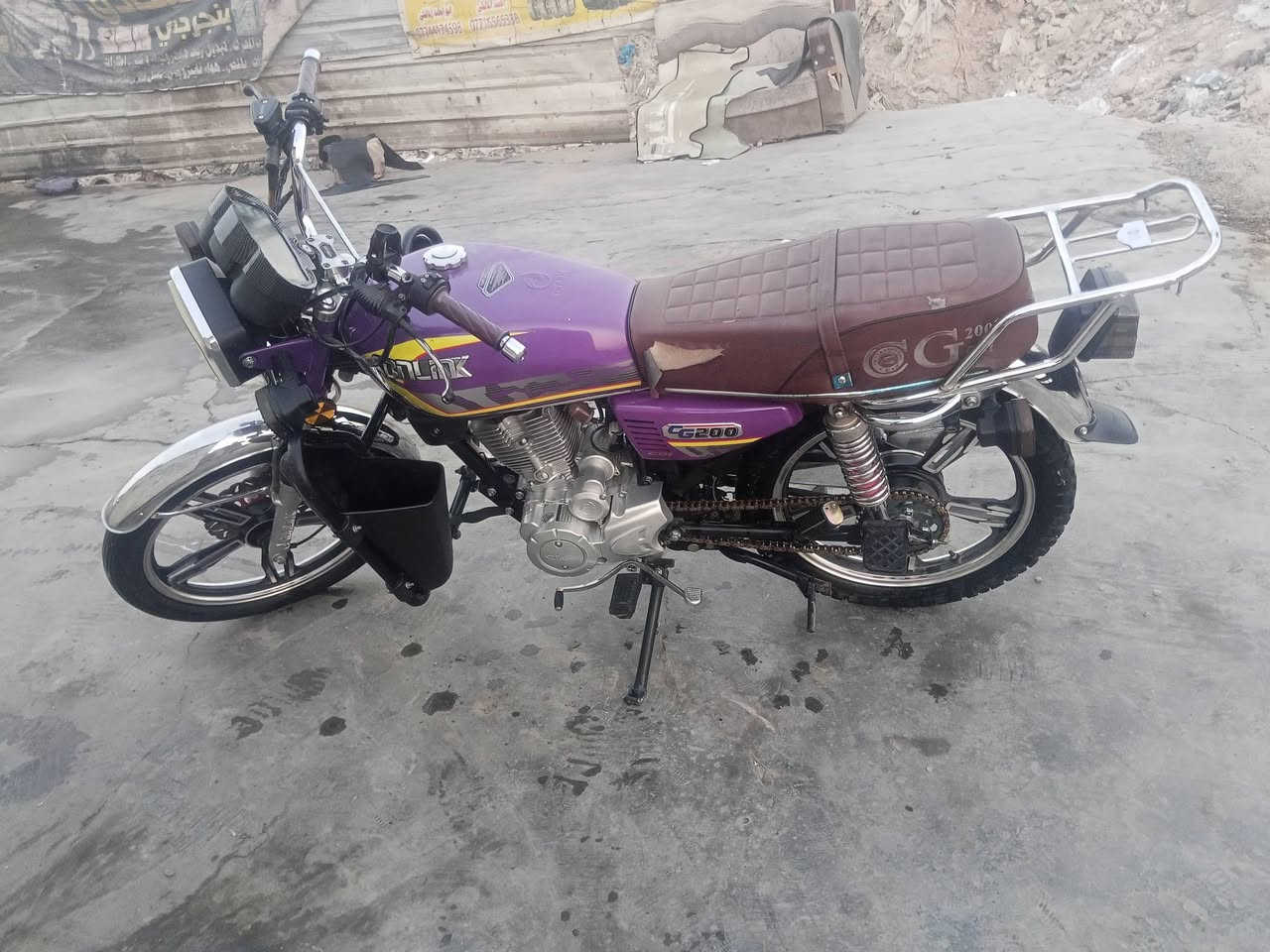 السلام عليكم سونك 200cc موديل 24 شاشه طافيه بس مسجل يشتغل مكاني حي اور *********** سعرها 700 بيها مجال بسيط
