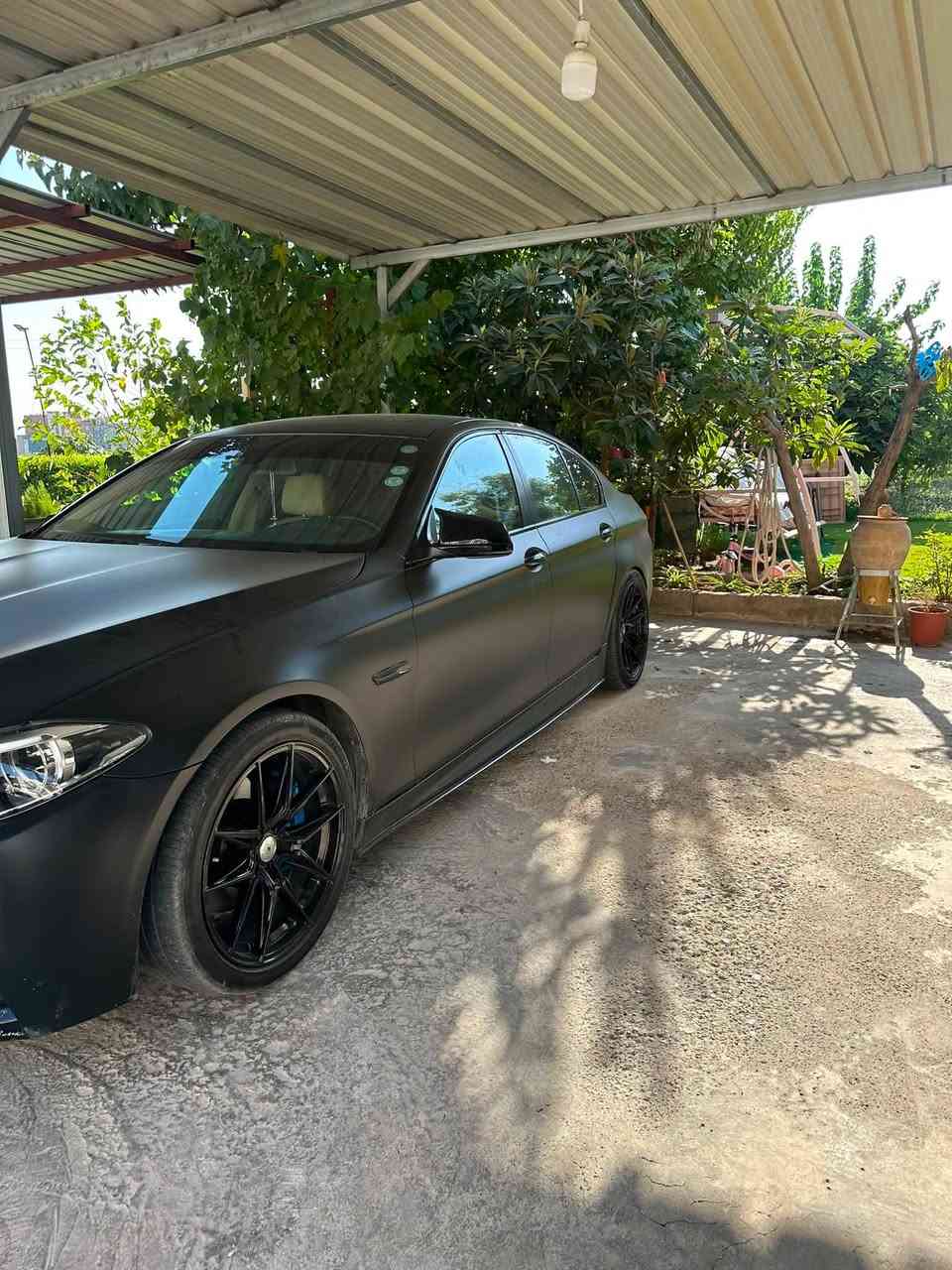 BMW 528i v4 2012 فول مواصفات كامل تحديث لايتات بك لايت كيجات ستيرن سيارة بدون حادث فقت بابتيت و جاملغ خلفي مرشوش بدون دعم بدون ايرباك سيارة جاهز بدون مصرف دهن مكينه دهن كير جديد كير مكينه مكفول بشرط سياره ب اسمي سنوي هزه كولة جديد ارخص سعر فقط             ١٣٩$ ورقه سياره مال بيت و كولش نضيف  رقم تليفون *********** واتساب كورك
