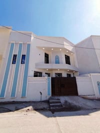 نادر الاولى • ١٠٠م • طابقين ٣ غرف