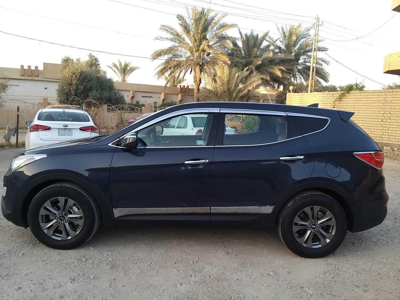 السعر مناسب ١٢٠  بيع مستعجل رجاء مو شراي لاتتصل 
سنتافي 2015 رقم بغداد تحويل مباشر وراد امريكي حادثه فقط بنيد دواخل كفاله عامه  محرك 4 سندر 5 راكب شاشه جبيره تحكمات سياره جاهزه للخير سعر ١٢٠   بيع فقط   ***********
