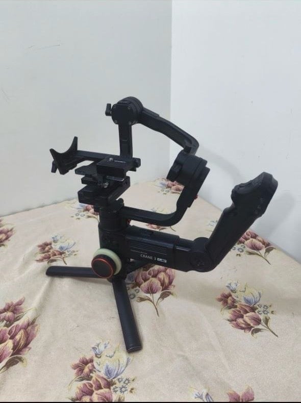 Crane 3 LAB • حمل ٤٫٥٨كغم • نظيف