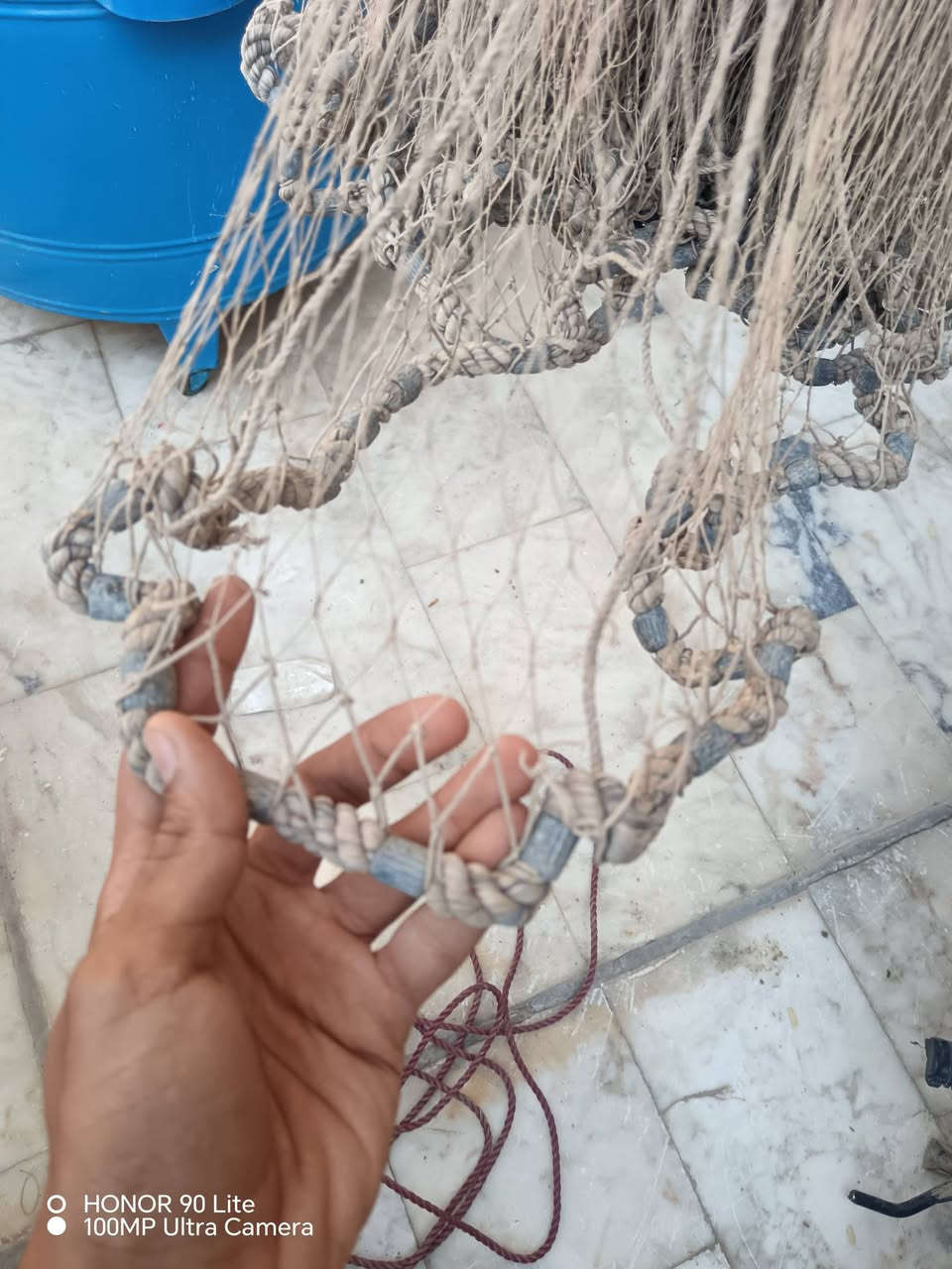 سليه للبيع حجم 7 لو 6 مامتأكد عين اصبعين مستخدمه قليل سعر كلش مناسب اتصل على هاذا الرقم اذا شراي ***********
