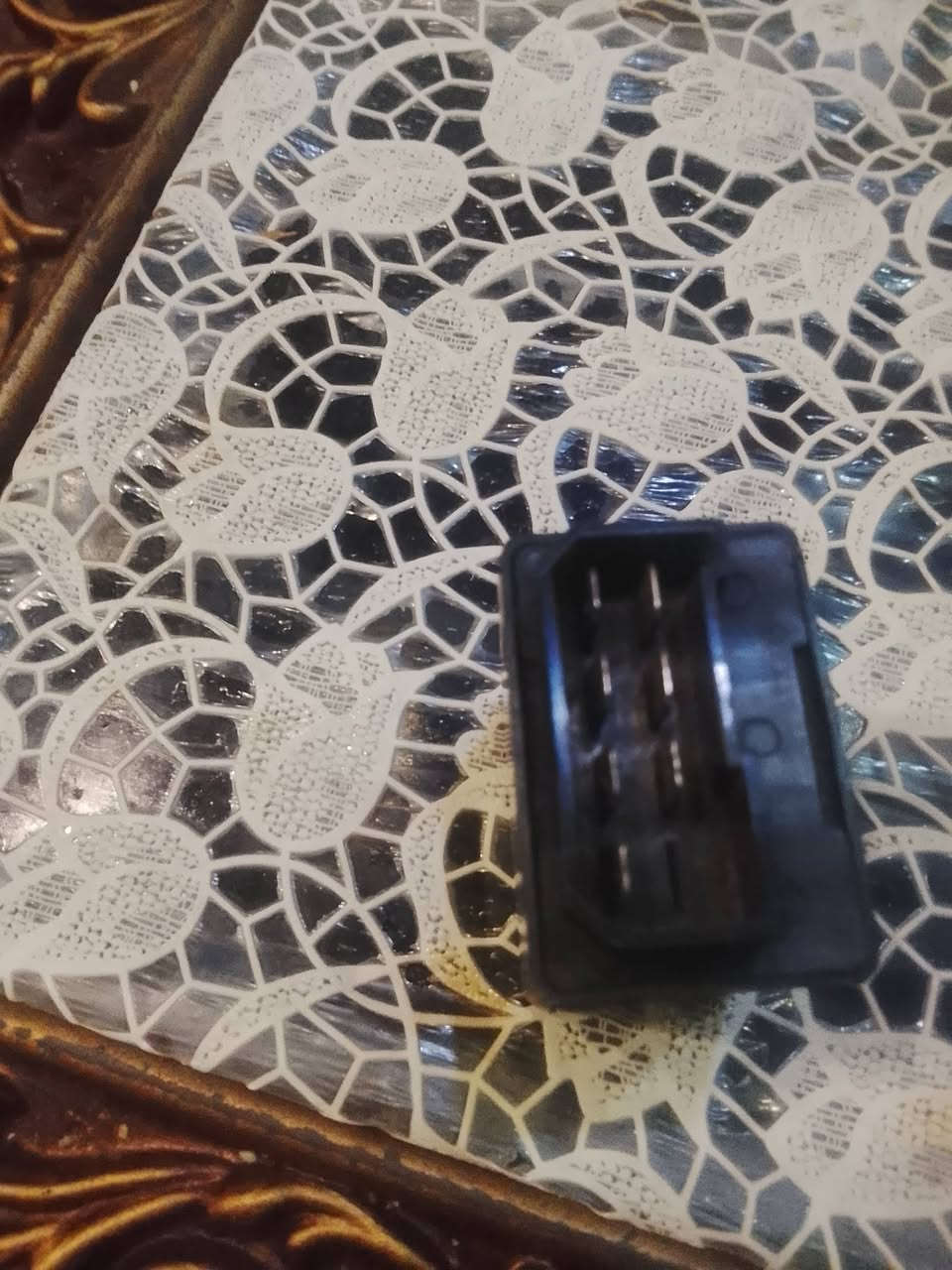 السلام عليكم مطلوب مثل هاذ الكتف مال حادله هام ستيل روله مال هزاز حجم 3412 اللي عنده يراسلني أو يتصل علا الرقم ***********@
