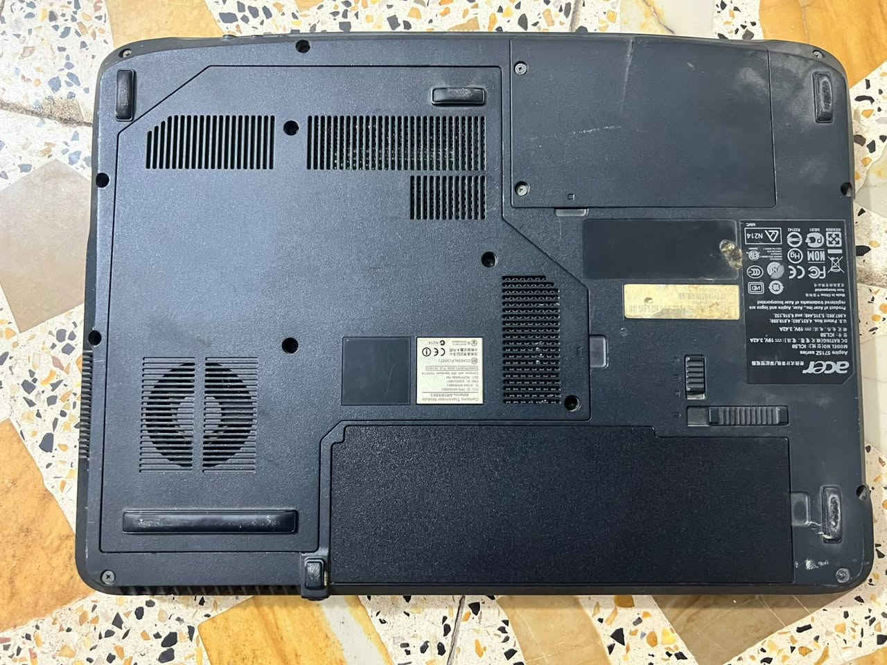 لابتوب ديل • شاشة محترقة • دسكتوب HP